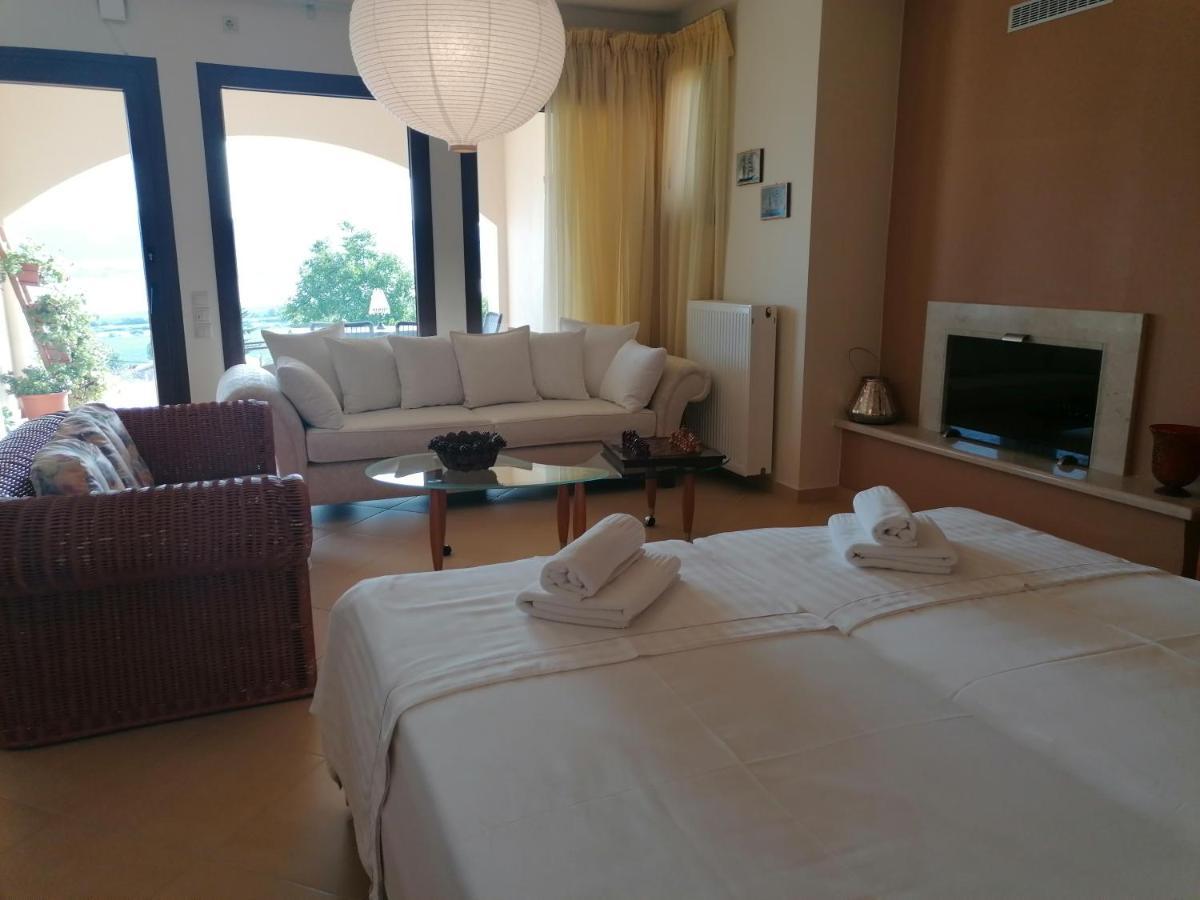 House With View In Amfithea Apartment Ioannina Luaran gambar